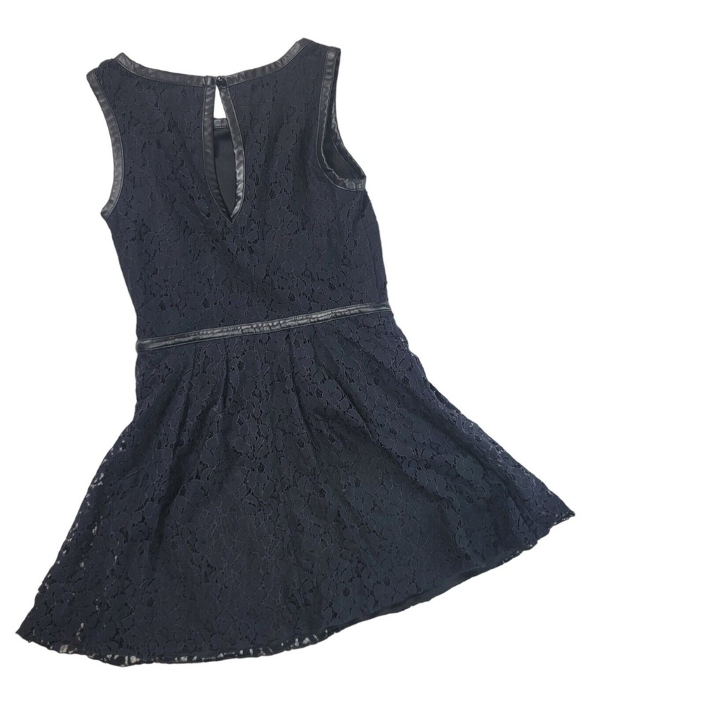 Speechless Black Lace Sleeveless Mini Dress Sz 5 keyhole back faux leather trim - Picture 9 of 16